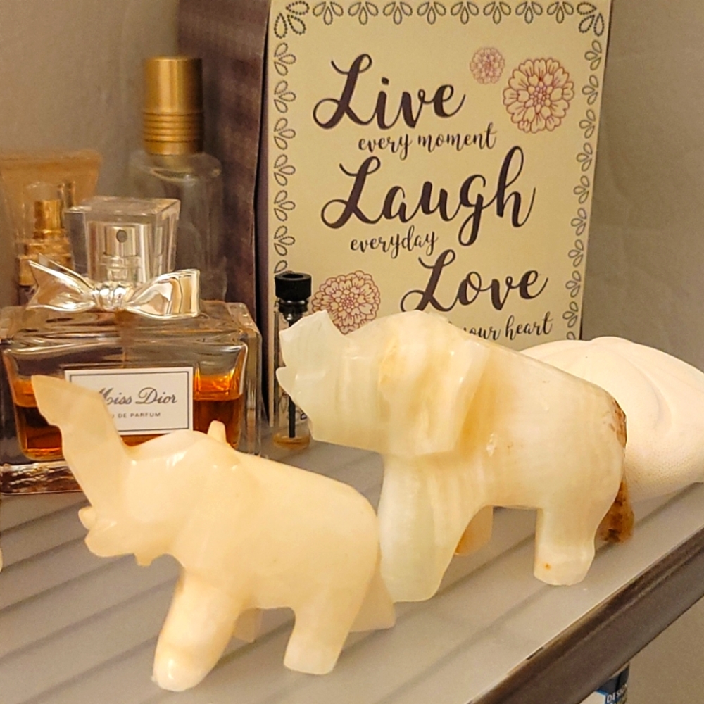 Pair of Hand-Carved Cream Agate Elephants